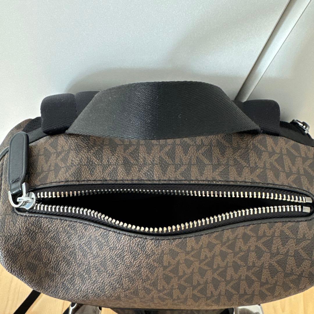 マイケルコース HUDSON シグネチャ リュック