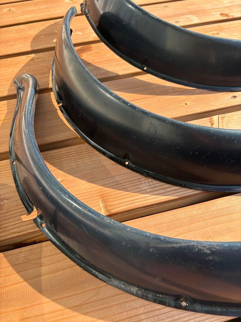 ローバーミニ オーバフェンダー　FRP製