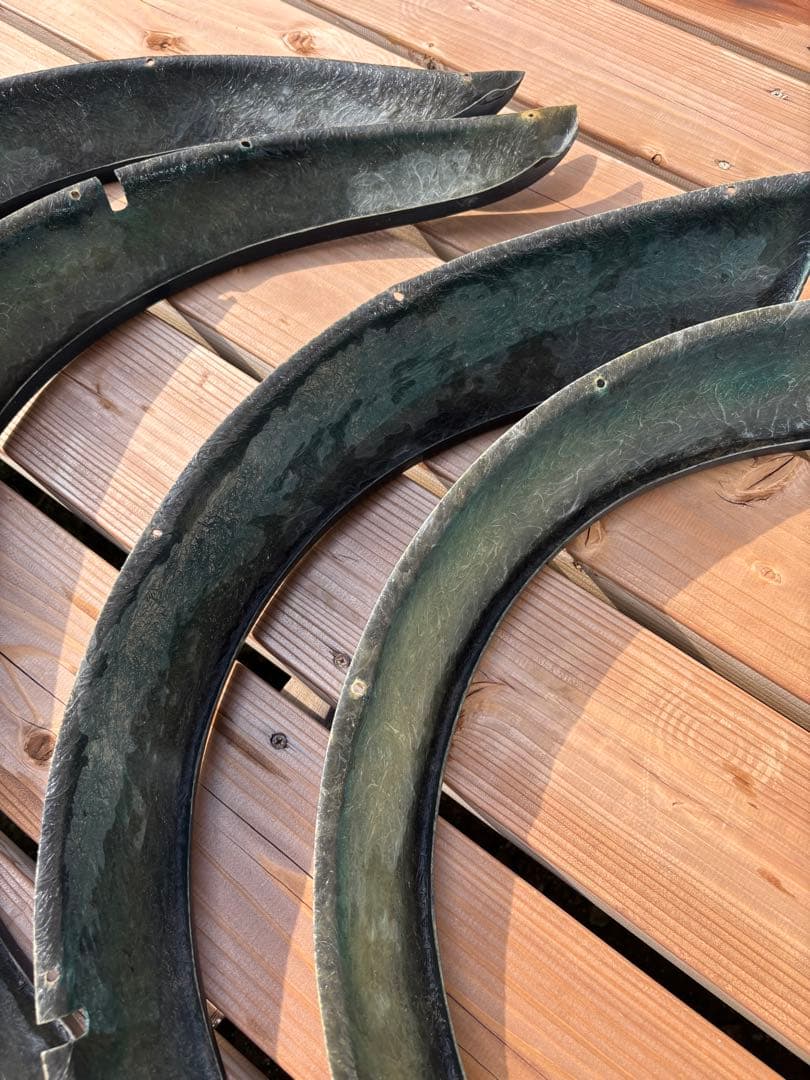 ローバーミニ オーバフェンダー　FRP製