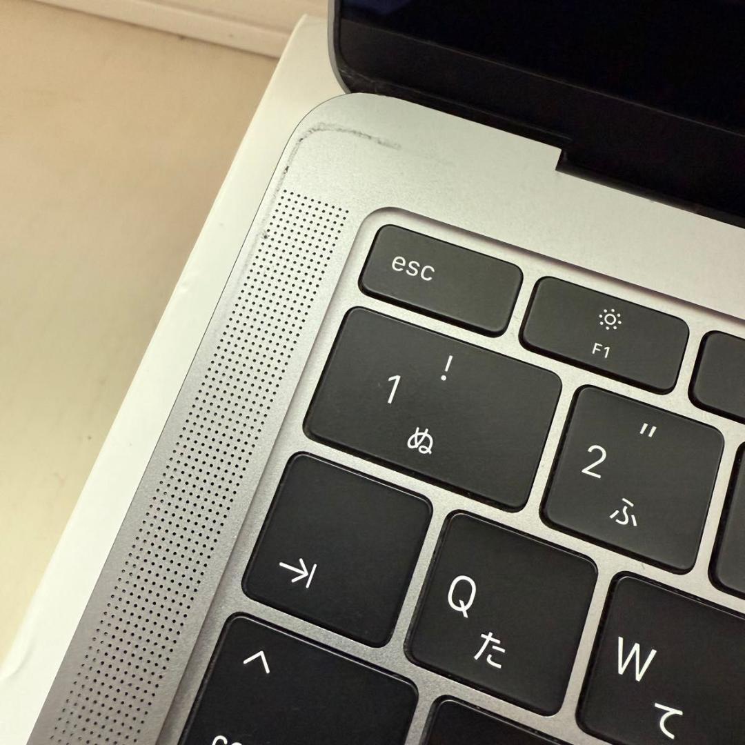 MacBook Air 2019 13インチ 8GB/256GB スペースグレー