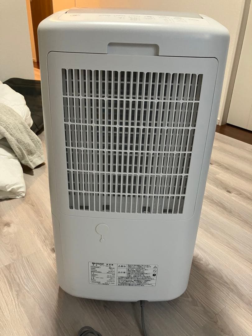 【ほぼ新品】SHARP プラズマクラスター 衣類除湿乾燥機 2025年製