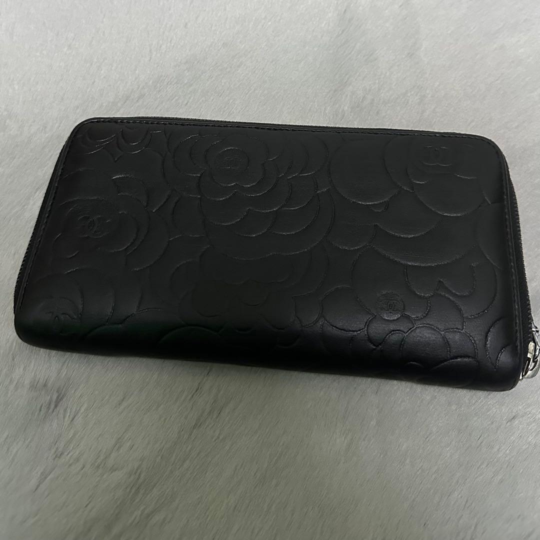 CHANEL シャネル　長財布　ラウンドファスナー　カメリア　ラムスキン