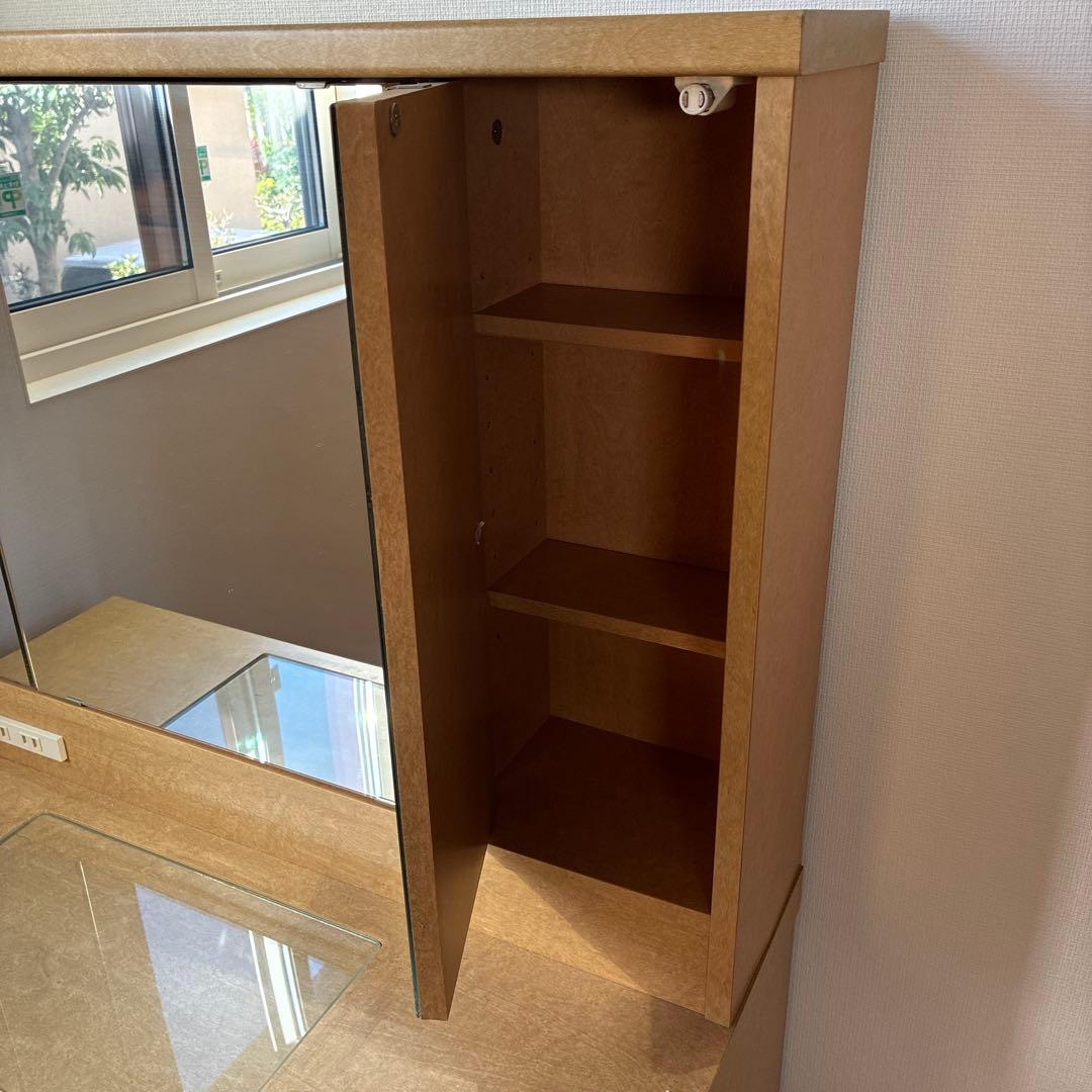 ドレッサー　鏡台　化粧台　三面鏡　コンセント付き　鏡