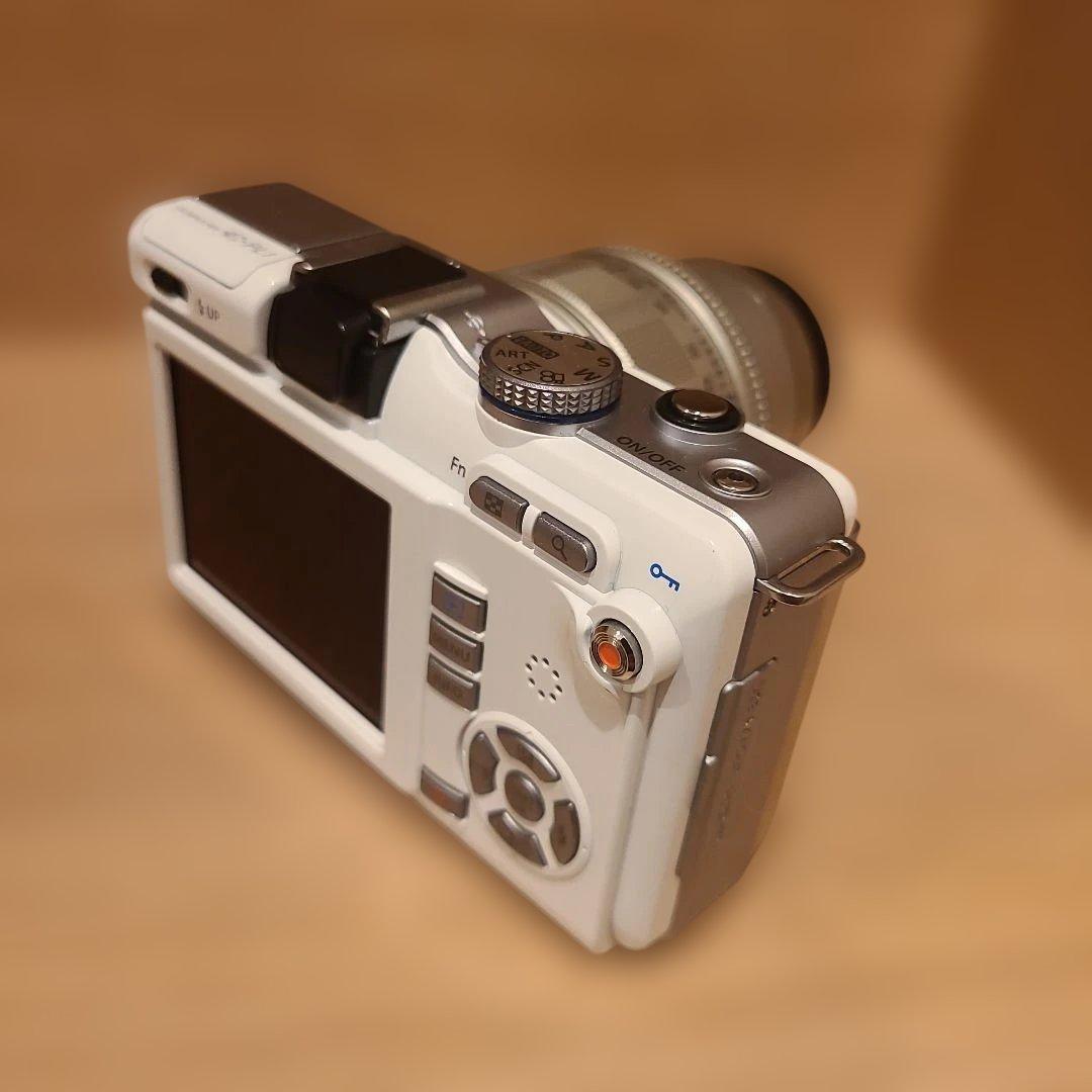 ✨美品✨OLYMPUS E-PL1 レンズセット バッテリー 充電器付き