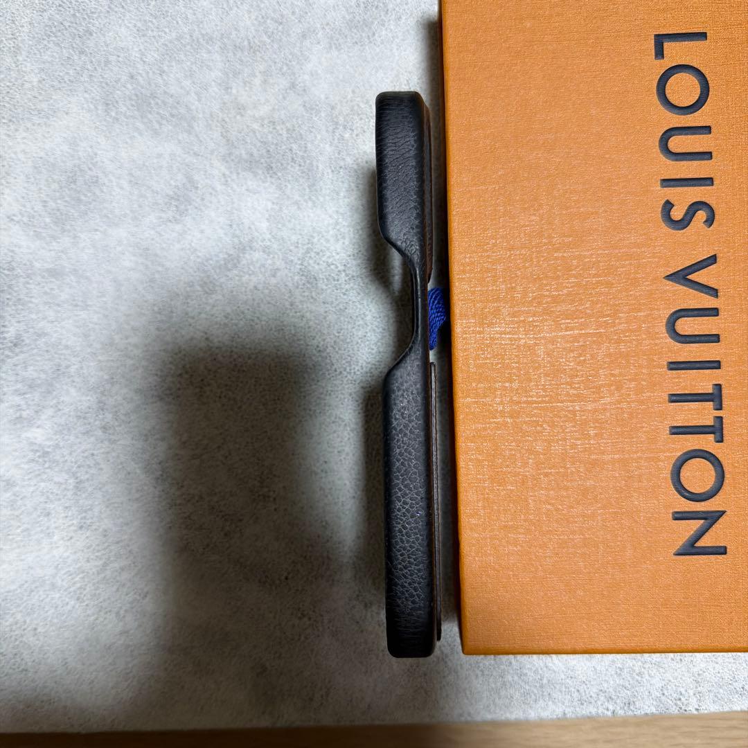 ルイヴィトン バンパー スマホケース iPhone15Pro 黒 M82887