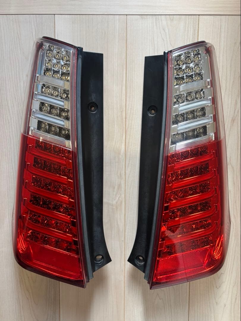 お値下げしました！廃盤ヴァレンティLED テールランプ 左右MH23S