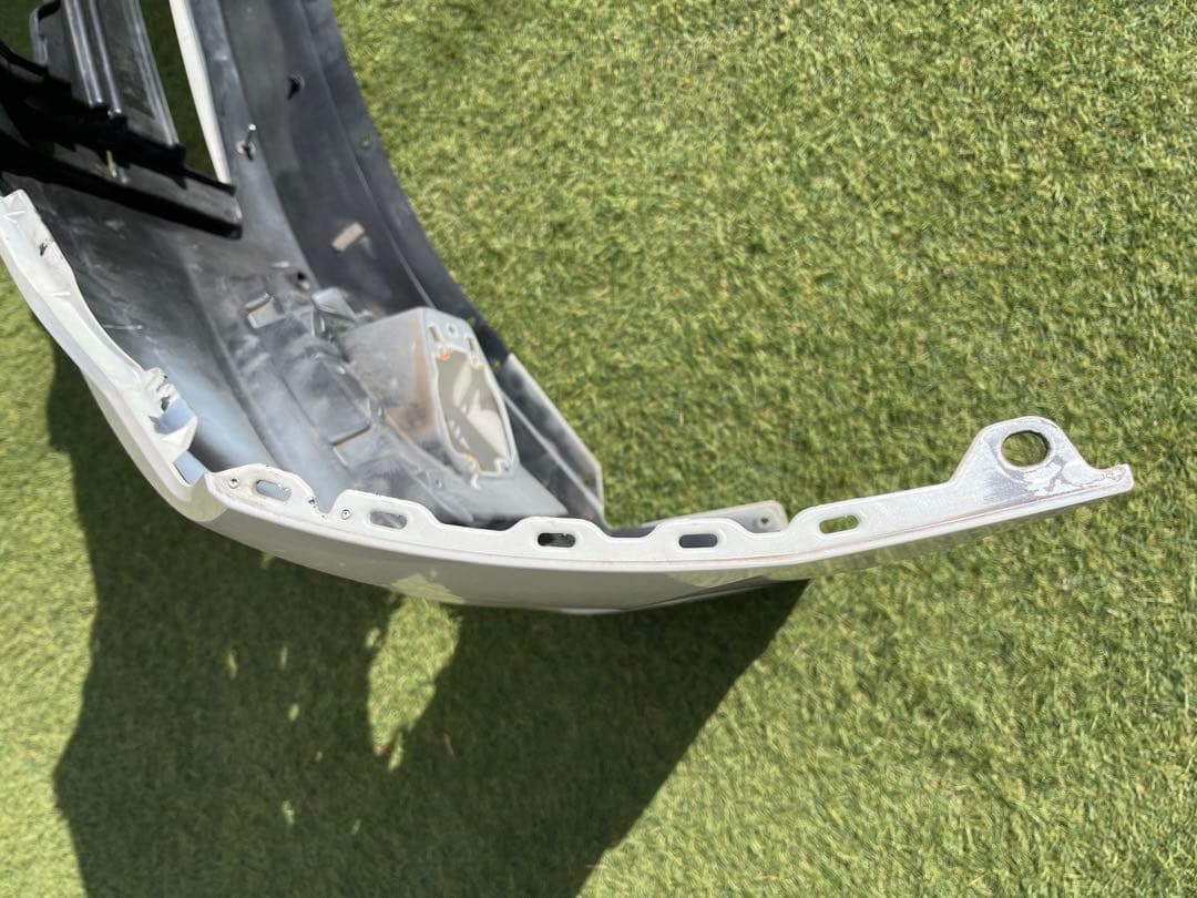 abcjanne1 　E52エルグランドフロントバンパー