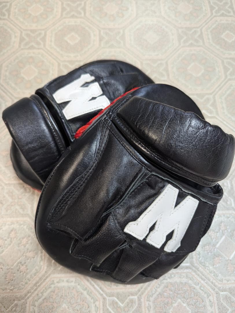 スーパーウィン　パンチングミット