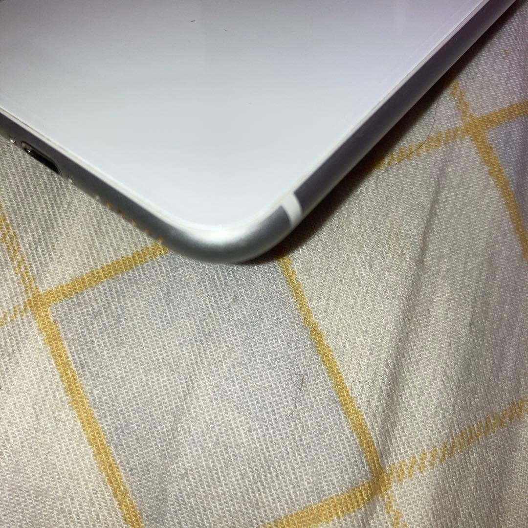 【ジャンク】iPhone SE2 128GB SIMフリー 再起動