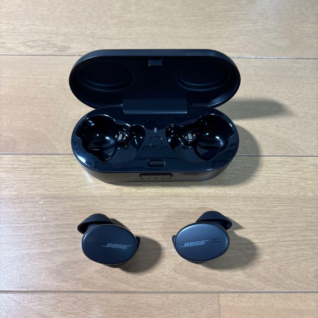 BOSE ワイヤレスイヤホン ブラック 充電ケース付き