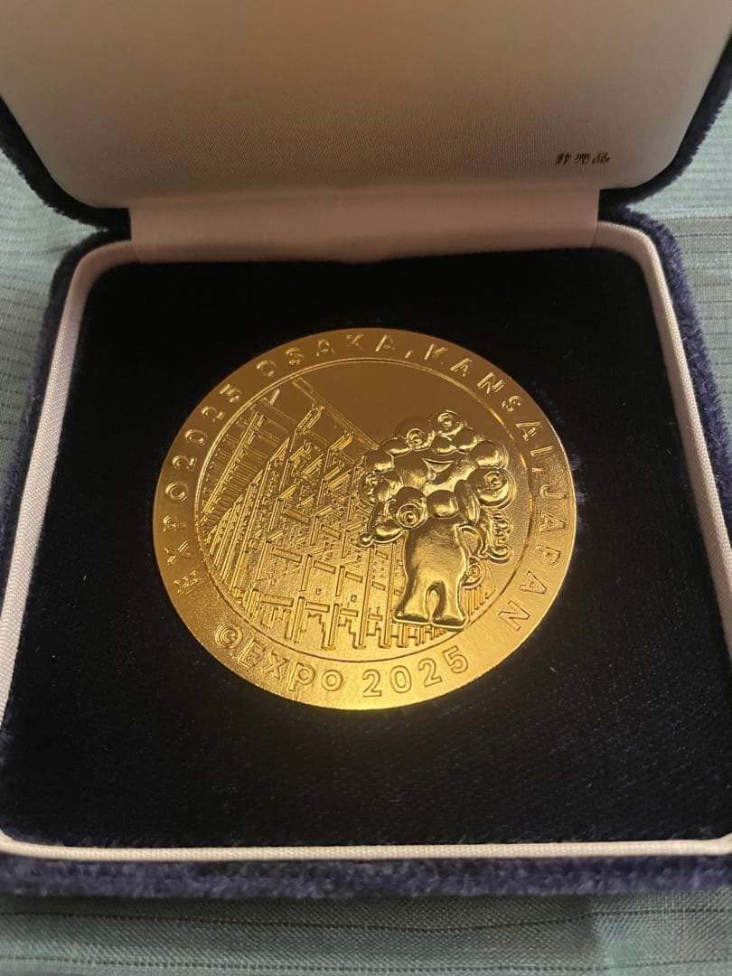 2025年関西万博ミャクミャク大阪城メダル