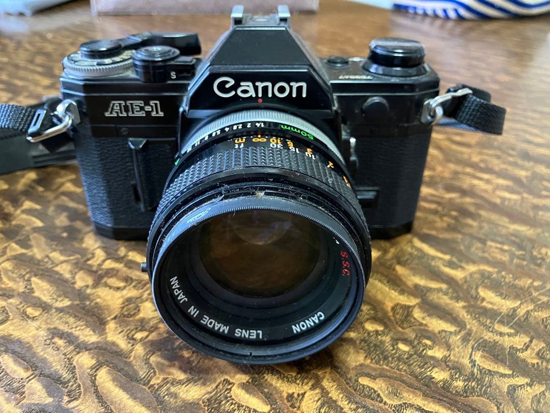 Canon AE-1 一眼レフカメラ 50mmレンズ付き