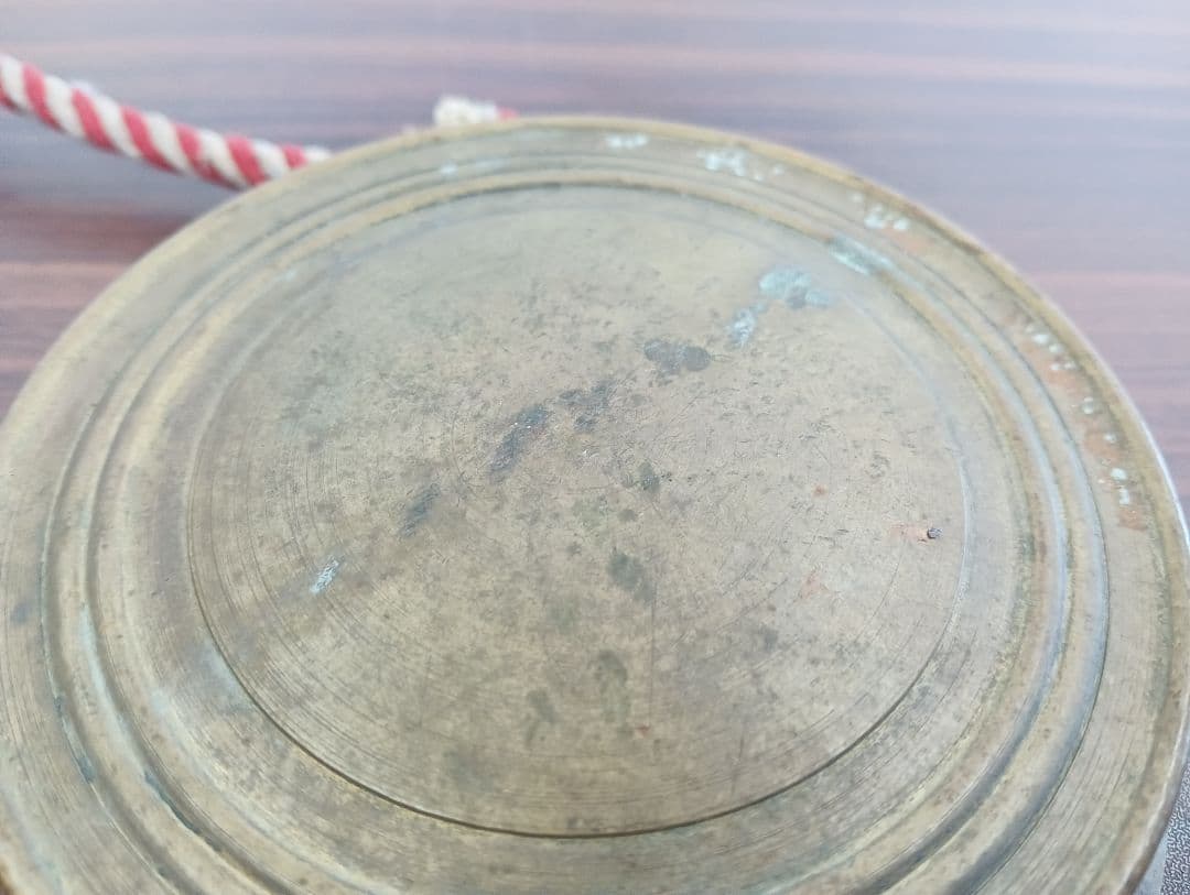 ま*こ様 ​古銅 摺り鉦 当たり鉦（すりがね/あたりがね）直径13cm 祭り鳴り