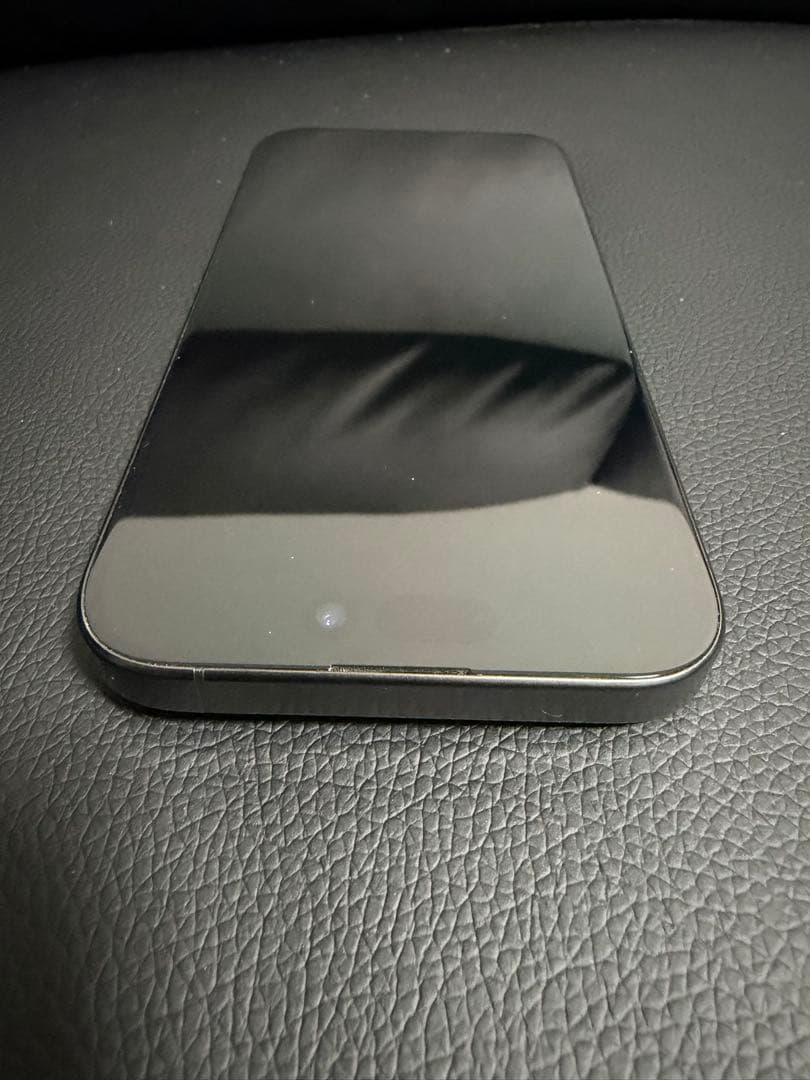 Apple iPhone 15 Pro ブラックチタニウム　128GB