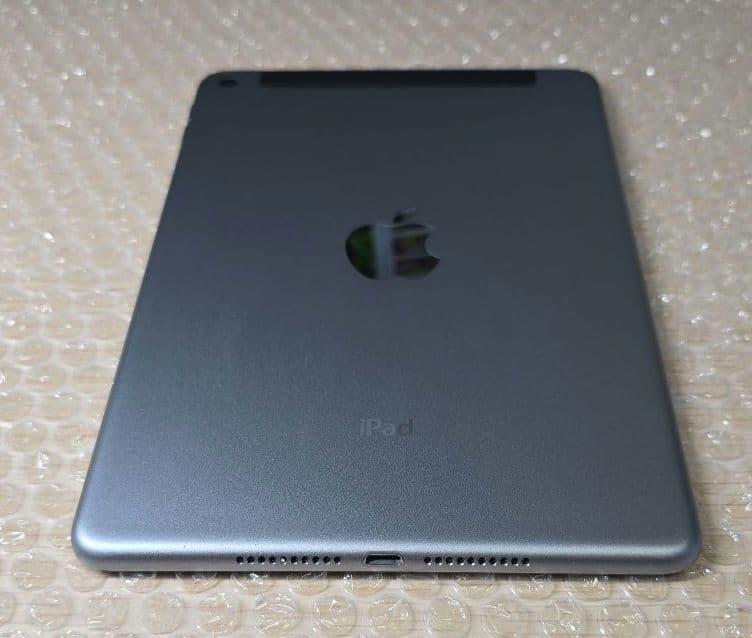 ぱ*?様 訳あり◼️iPad mini 4◼️128GB◼️バッテリー極良品◼️