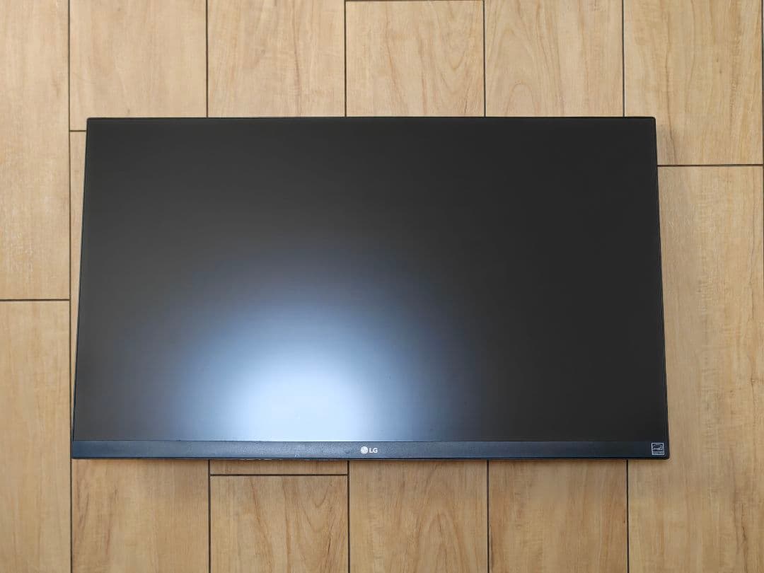 LG 27UK600-W 27インチ 4K モニター