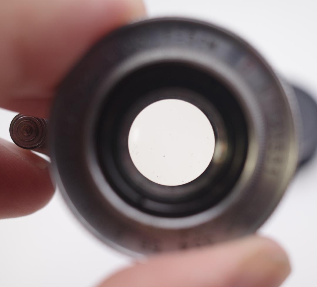 52　希少【RED P】　沈胴式オールドレンズ インダスター22　L39