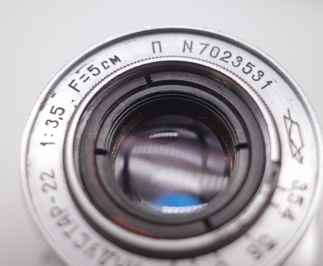 52　希少【RED P】　沈胴式オールドレンズ インダスター22　L39