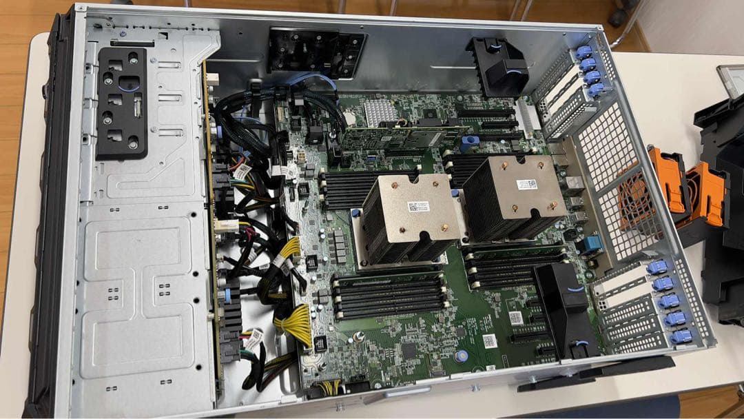 ワークステーション Dell PowerEdge T640