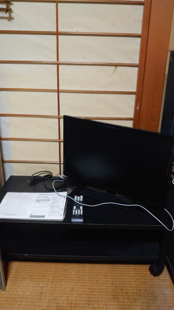 nexxion 24V型 地上波デジタルハイビジョン 液晶TV 美品 説明書付