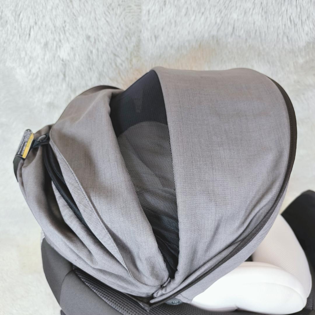 【美品】コンビ　チャイルドシート　ザエス　エッグショック　ISOFIX　R129