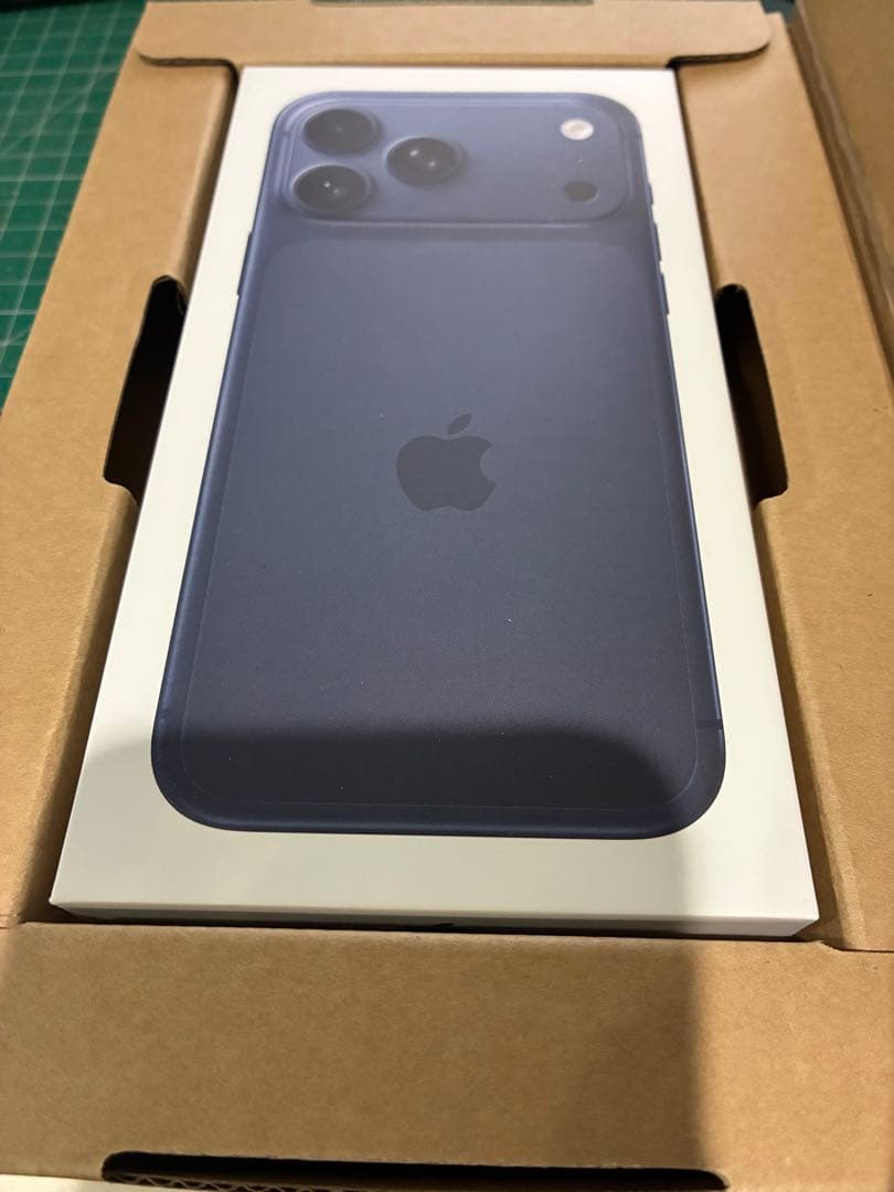 Apple iPhone 17 Pro Max ディープブルー 256GB 新品