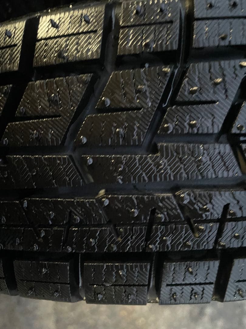 ほぼ未使用ヨコハマIce GUARD 145/80R13 タイヤホイールセット