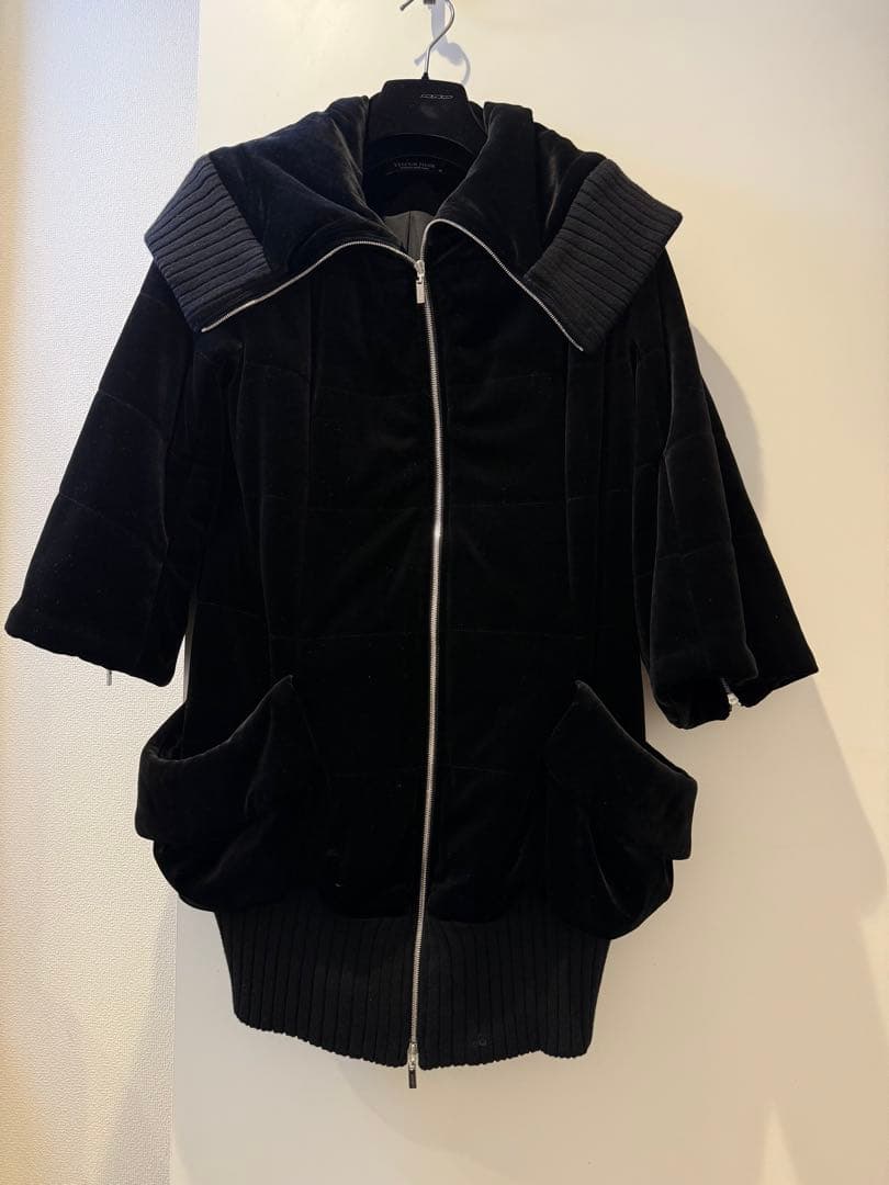 日本製VELOUR NOIR Foxeyフード付きブラックジャケット