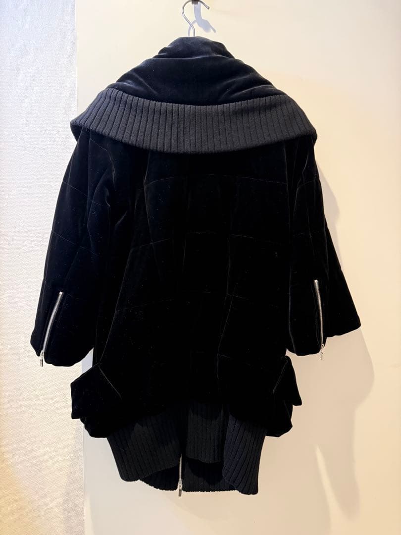 日本製VELOUR NOIR Foxeyフード付きブラックジャケット