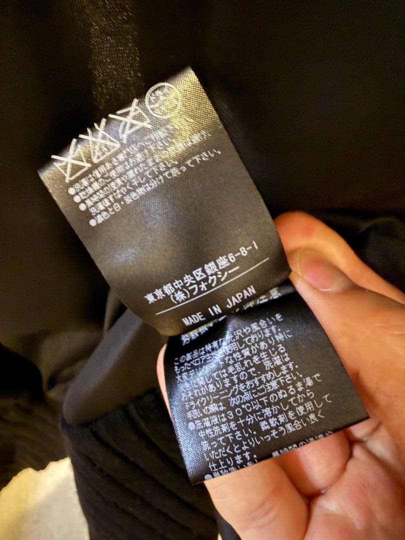 日本製VELOUR NOIR Foxeyフード付きブラックジャケット