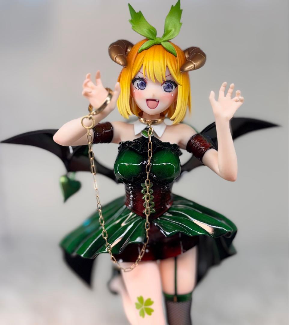 ぐ*す様 五等分の花嫁　中野四葉　フィギュア　リペイント　小悪魔ver ゴールド