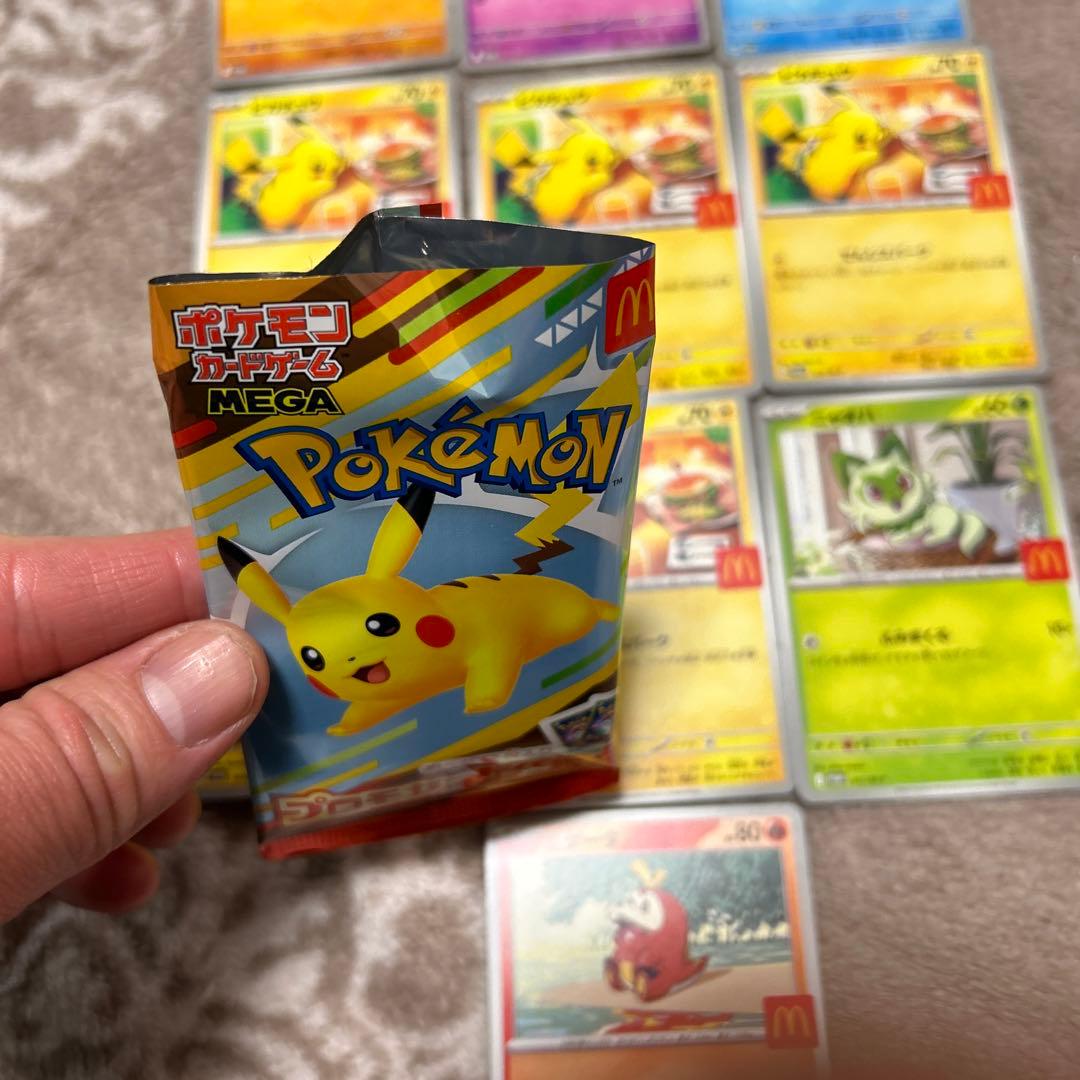ポケモンカードセット ピカチュウ含む