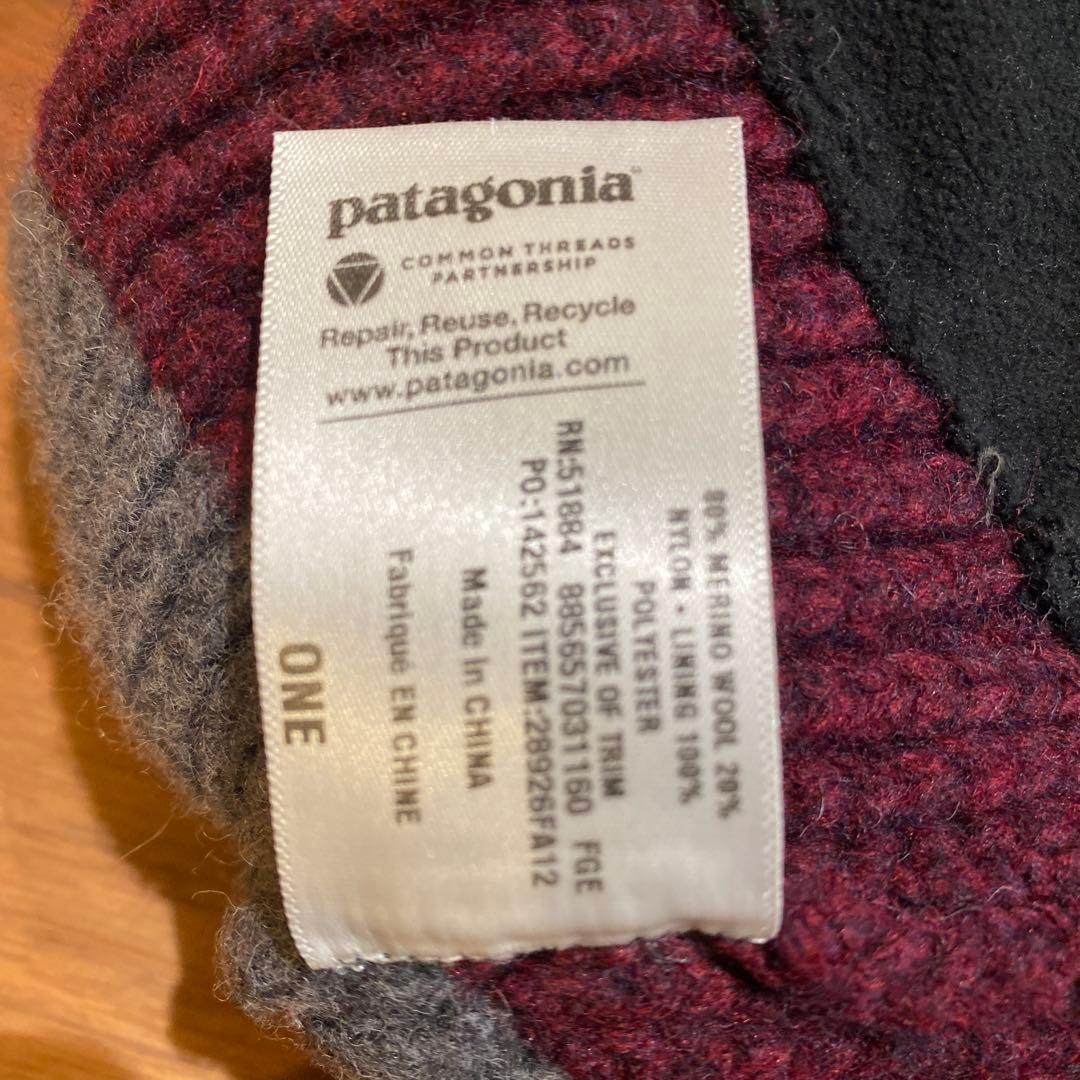 Patagonia ニット帽 グレー・バーガンディ