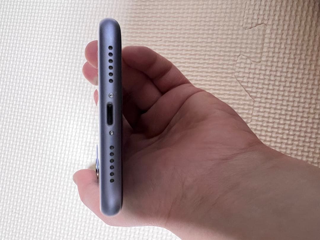 美品 iPhone 11 64GB パープル 本体 SIMロック解除