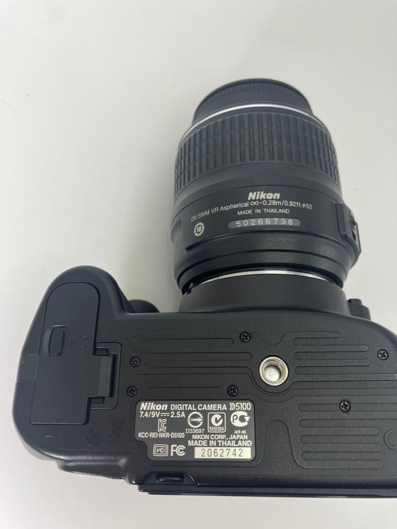 【返品保証・良品】Nikon D5100 + AF-S DX 18-55mm