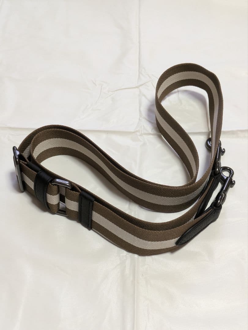 早坂★10日まで期間限定お値下げ・メンズショルダーバッグ