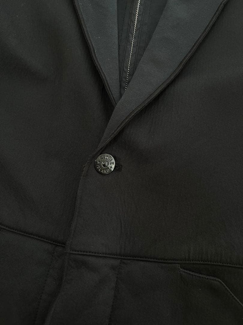【STONE ISLND】ブラック テーラードジャケット ジッパー付き