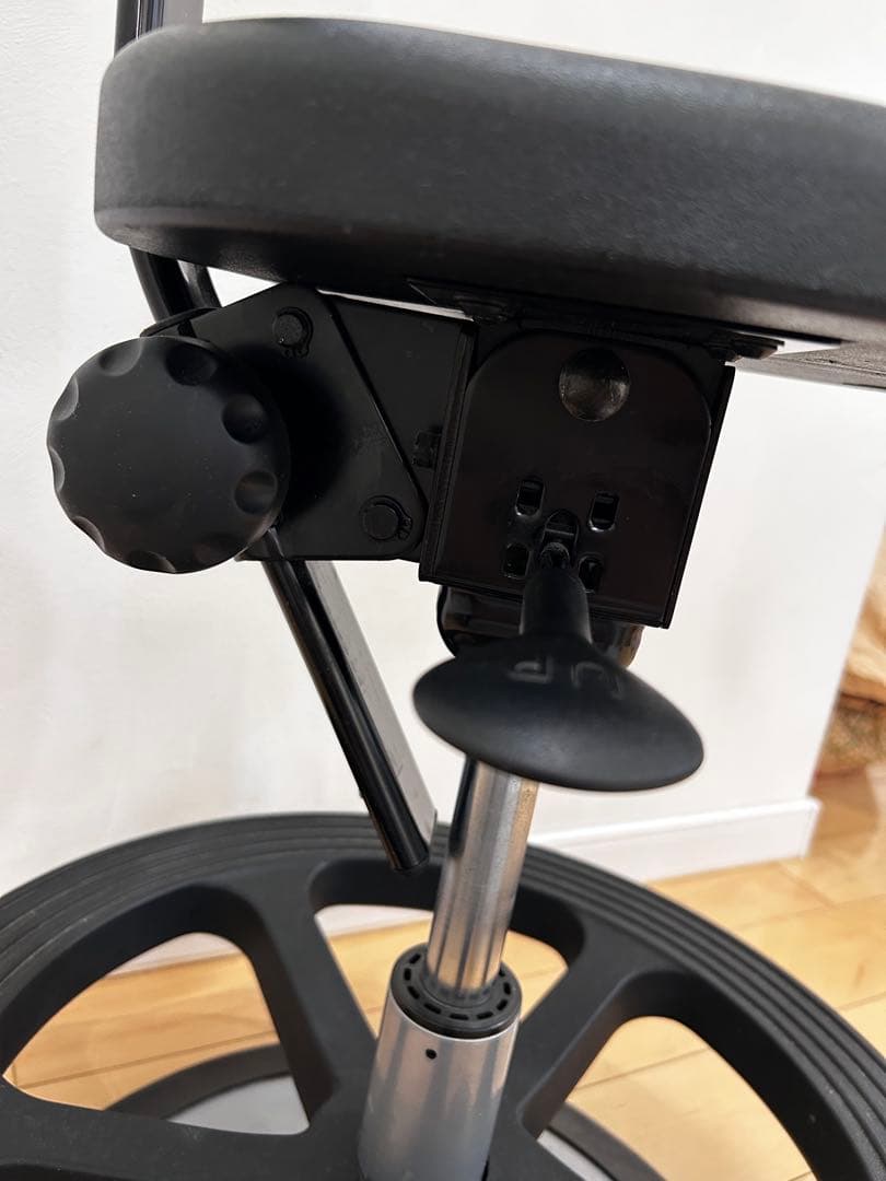 アーユルチェアー　ルナ