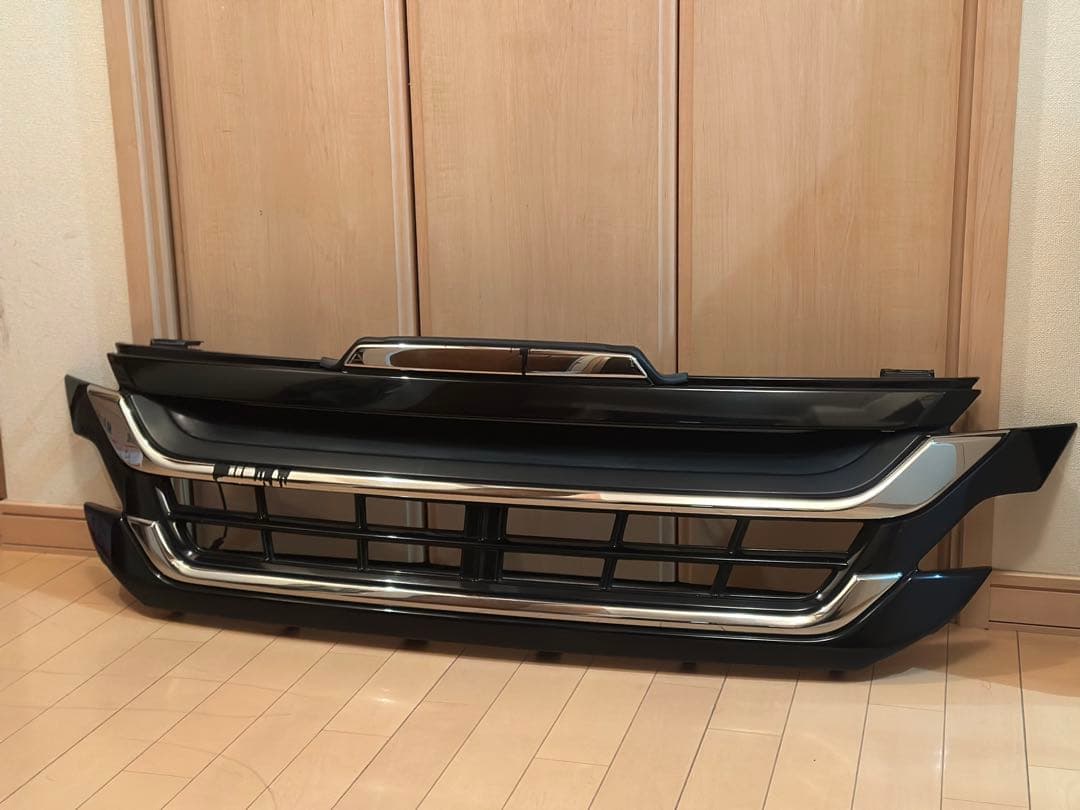 トヨタ 30ヴェルファイア前期 モデリスタ フロントグリル(LED有)