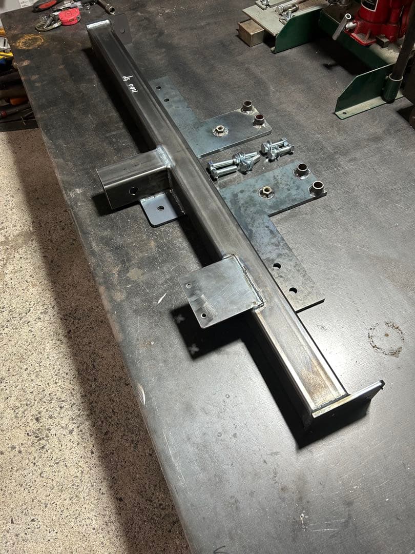 サンバー TV/TW/TT用ヒッチメンバー