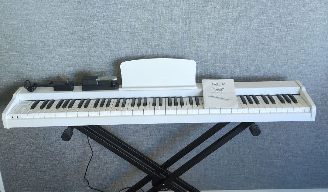 限定値下げ！carina電子ピアノ 88鍵盤　本体 木製　ホワイト