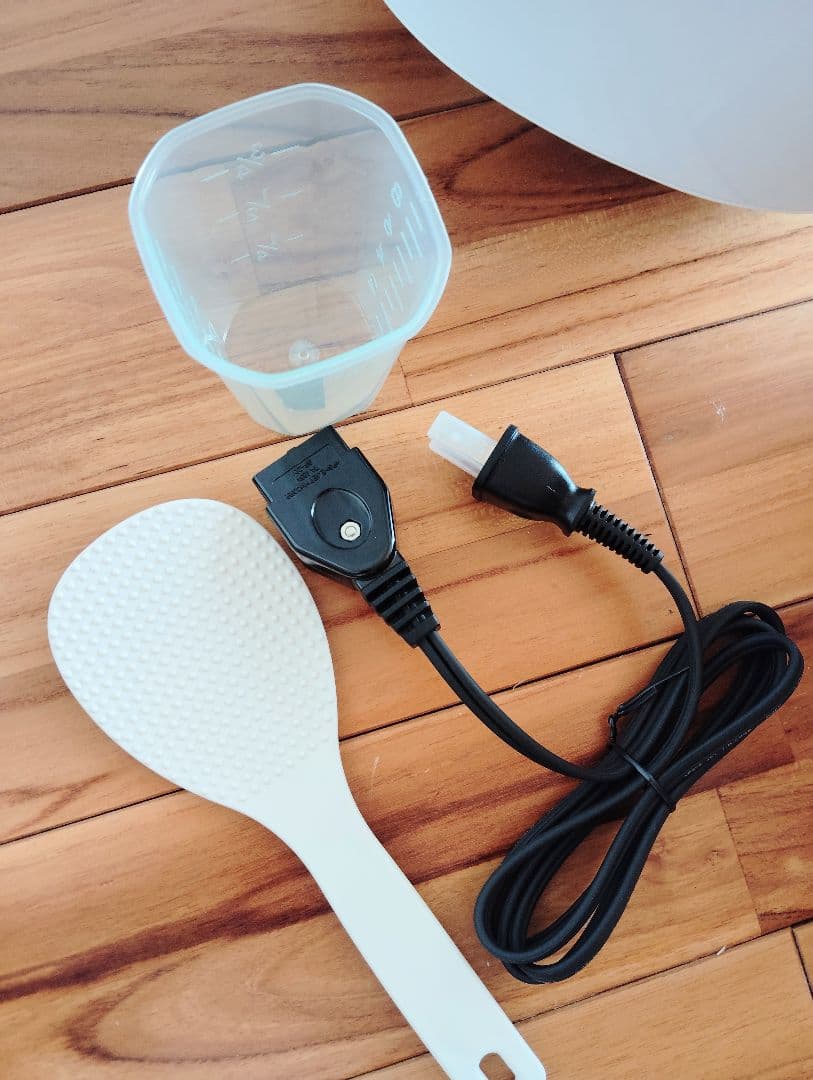 TOSHIBA RC-10MSL 炊飯器 ホワイト