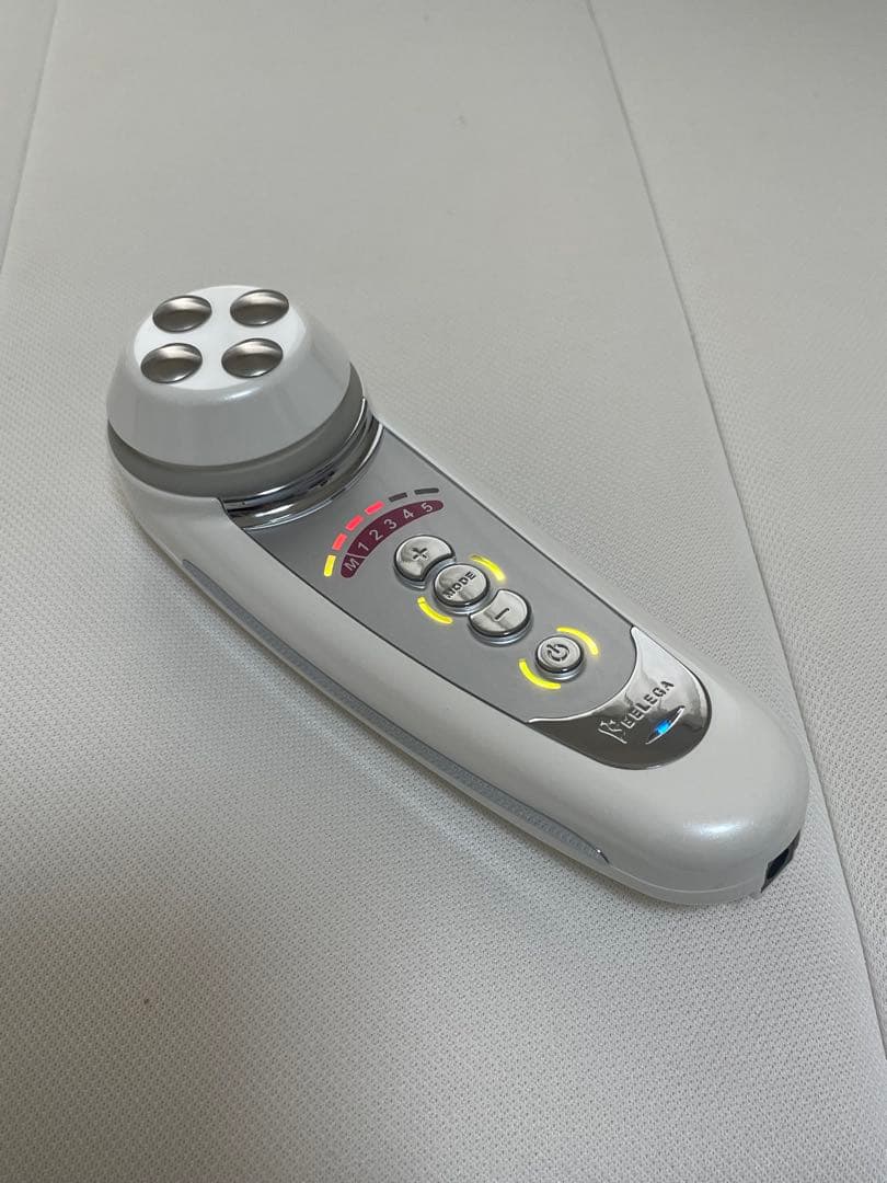 セルキュア4tプラス　美顔器