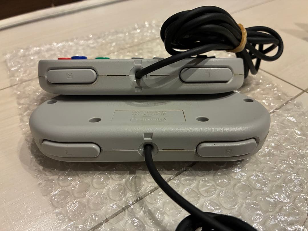 ニンテンドークラシックミニ スーパーファミコン　ケーブル・電源付き　すぐに遊べる