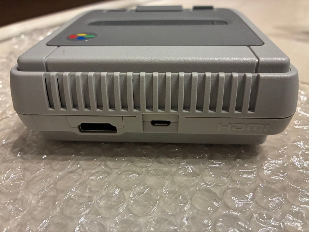 ニンテンドークラシックミニ スーパーファミコン　ケーブル・電源付き　すぐに遊べる