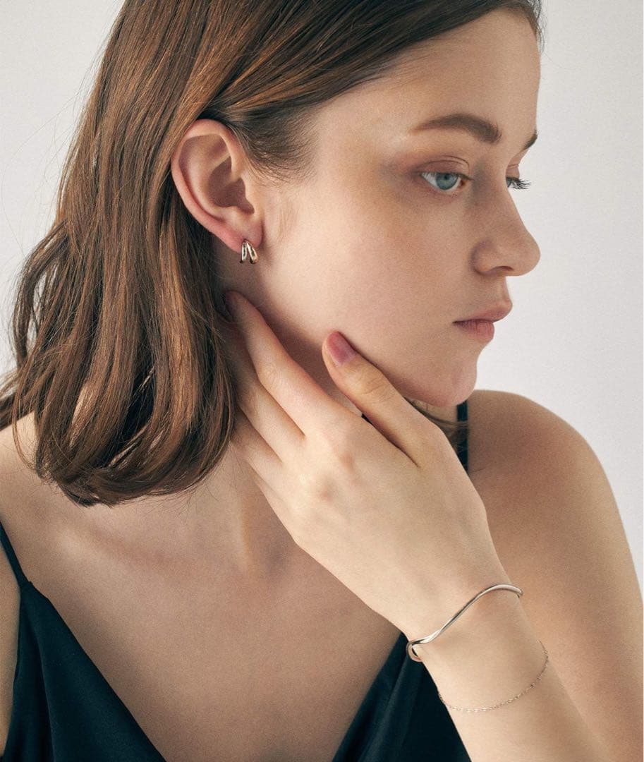 【ete】片耳のみ　バイカラー ダブルライン ピアス ピンクゴールド