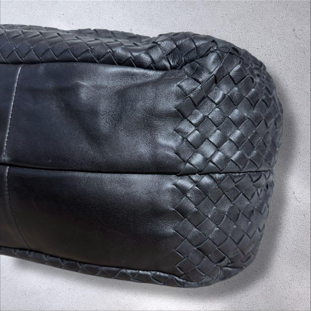 ボッテガヴェネタ カンパーナ ショルダーバッグ イントレチャート ミラー付き 黒