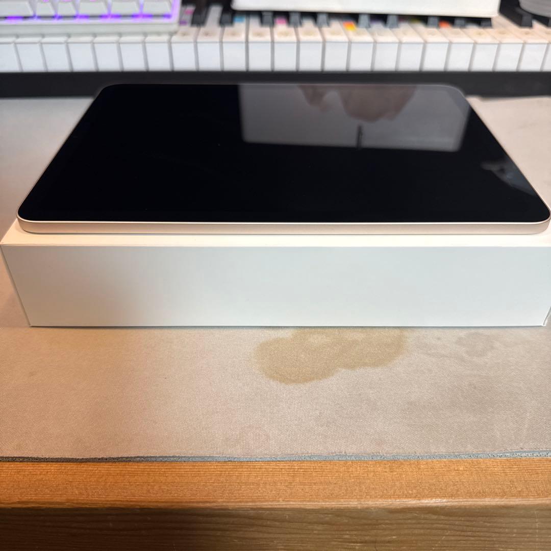 Apple iPad Air 第5世代 スターライト64GB WiFi