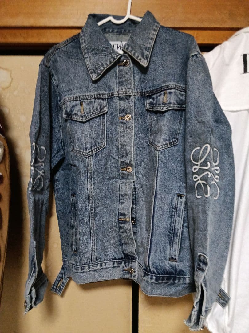 LOEWEジャケット