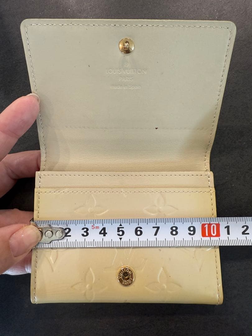 ルイヴィトン　ヴェルニ　名刺入れ